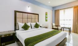 Hotel Brooks Regal - Ahmedabad