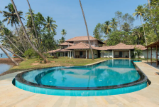 Cranganor History Cafe & Riverside Chateau - Kochi