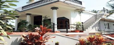 Karakkatt Holiday Home - Wayanad