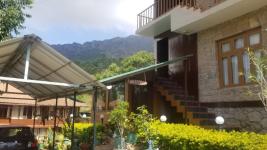 Bethel Varkis - Munnar