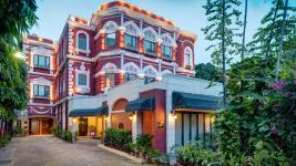 The Astor Hotel - Shakespeare Sarani - Kolkata