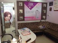 Aastha Skin And Hair Clinic - Ahmedabad
