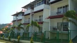The Lake View Resort - Munnar
