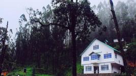 18 Degrees Homestay - Munnar