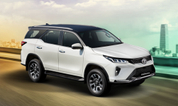 Toyota Fortuner Legender