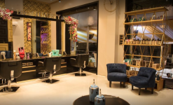 Lap of Luxury Salon & Spa - Mukund Nagar - Pune